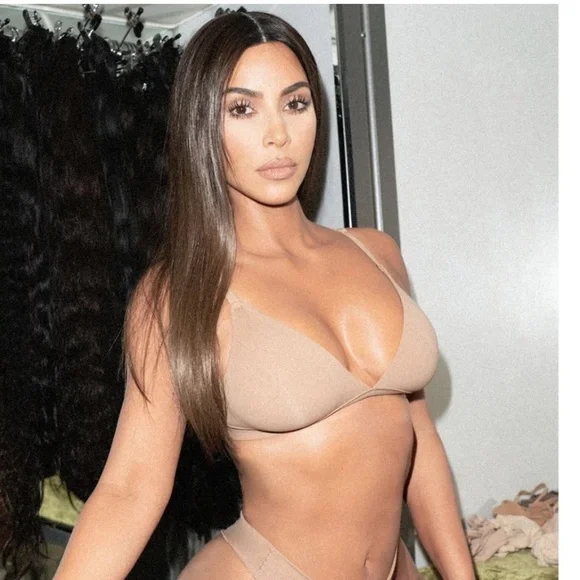 NWT SKIMS Fits Everybody Triangle Bralette Ochre Size S - Picture 7 of 7